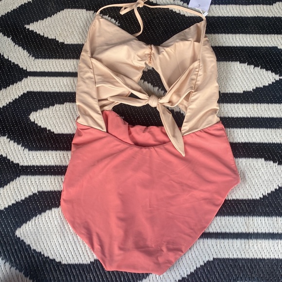 Raising Wild ERIKA Swimsuit - Picture 4 of 10